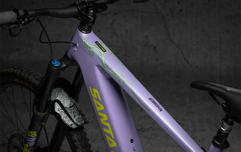 Dyedbro Protection De Cadre E-Bike Kit Lighting - Green Matt 2 Dyedbro Protection De Cadre E-Bike Kit Lighting - Green Matt – Image 2