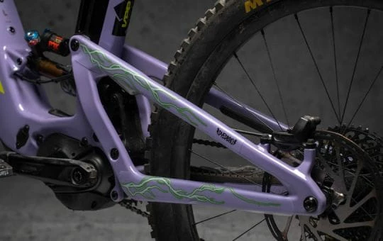 Dyedbro Protection De Cadre E-Bike Kit Lighting - Green Matt 3 Dyedbro Protection De Cadre E-Bike Kit Lighting - Green Matt – Image 3