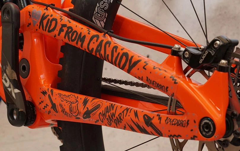 Dyedbro Kit De Protection Du Cadre - Tronçonneuse Noire 4 Dyedbro Kit De Protection Du Cadre - Tronçonneuse Noire – Image 4