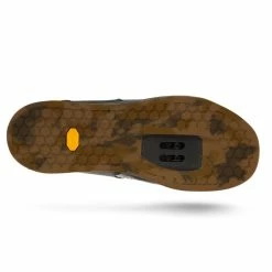 Giro Chaussures De Cyclisme Chamber II - Black/Grey -Vélos Soldes 260112001 Giro Chamber II DarkShadowBlack Bottom