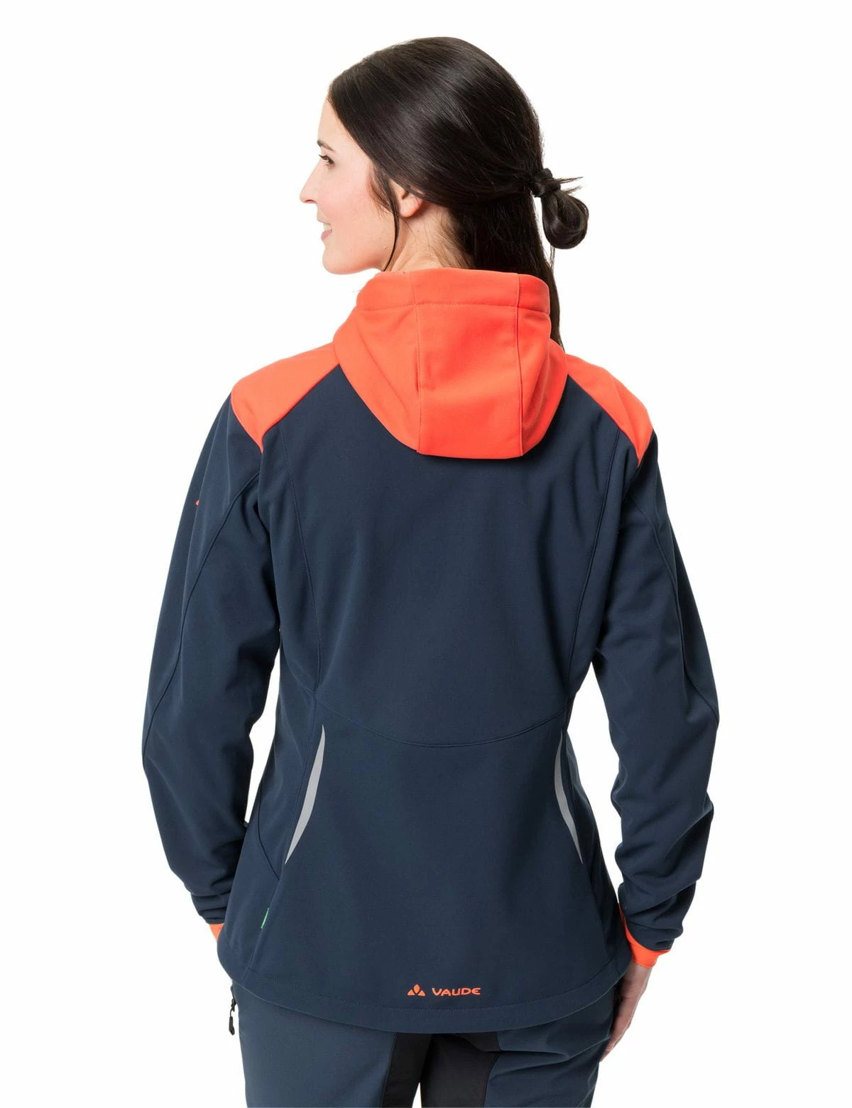 VAUDE Qimsa Veste Softshell Femme - Dark Sea Uni 3 VAUDE Qimsa Veste Softshell Femme - Dark Sea Uni – Image 3