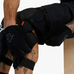 Race Face Ambush Leg - Furtif -Vélos Soldes 821973447650 AMBUSH LEG STEALTH L D5