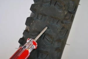 MaXalami Kit De Réparation Tubeless De Base 2 MaXalami Kit De Réparation Tubeless De Base – Image 2