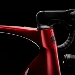 Trek Domane SL 6 ETap Gen 4 Crimson -Vélos Soldes DomaneSL6eTap 23 36152 A Alt4