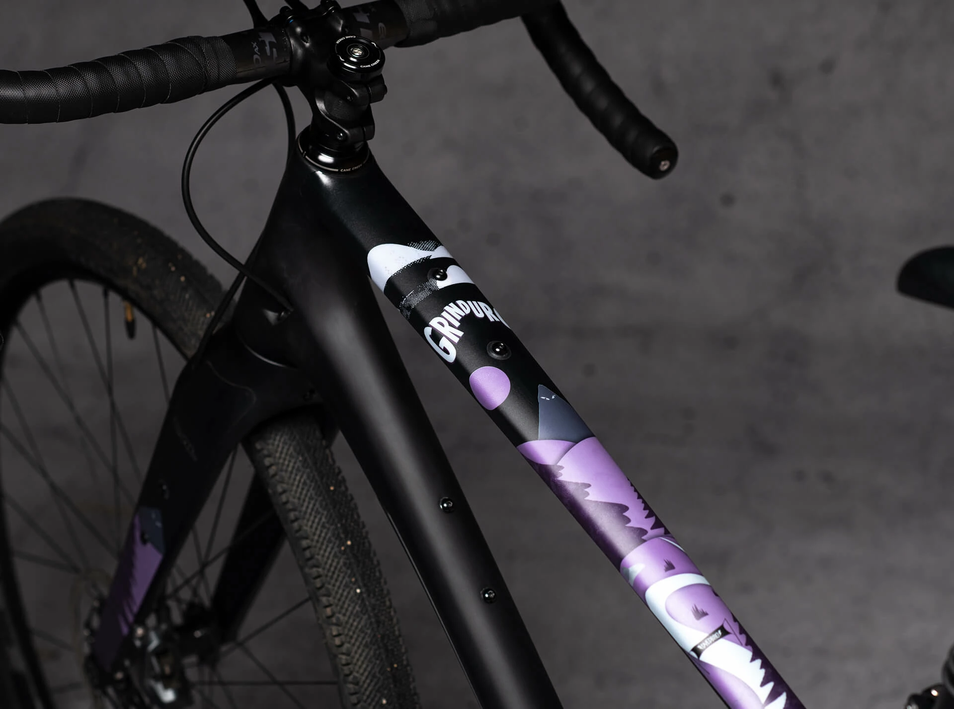 Dyedbro Kit De Protection De Cadre Gravel Grinduro - Purple Matte 2 Dyedbro Kit De Protection De Cadre Gravel Grinduro - Purple Matte – Image 2