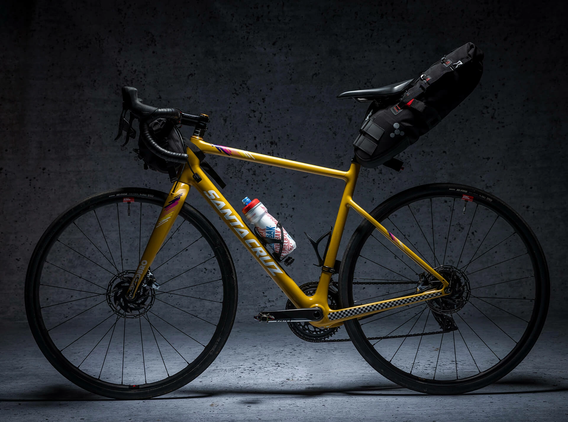 Dyedbro Kit De Protection De Cadre Gravel 80s - Matte 2 Dyedbro Kit De Protection De Cadre Gravel 80s - Matte – Image 2