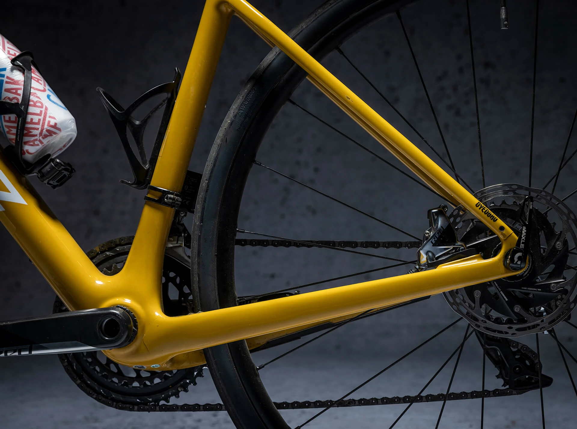 Dyedbro Kit De Protection De Cadre Gravel Clear - Black Gloss 3 Dyedbro Kit De Protection De Cadre Gravel Clear - Black Gloss – Image 3