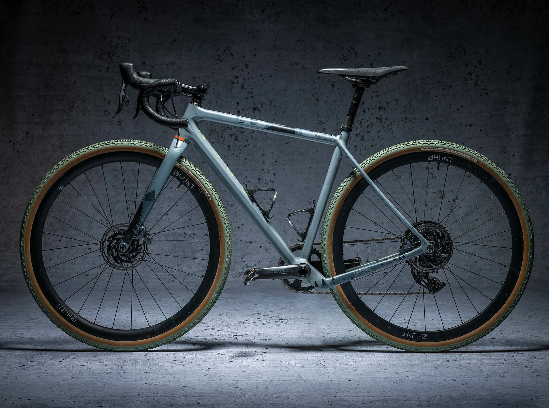 Dyedbro Kit De Protection De Cadre Gravel Grinduro - Black Matte 2 Dyedbro Kit De Protection De Cadre Gravel Grinduro - Black Matte – Image 2