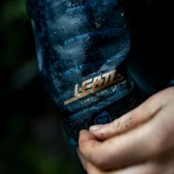 LEATT Veste MTB All Mountain 5.0 Noire -Vélos Soldes Leatt 5 0 MTB Jacket 2