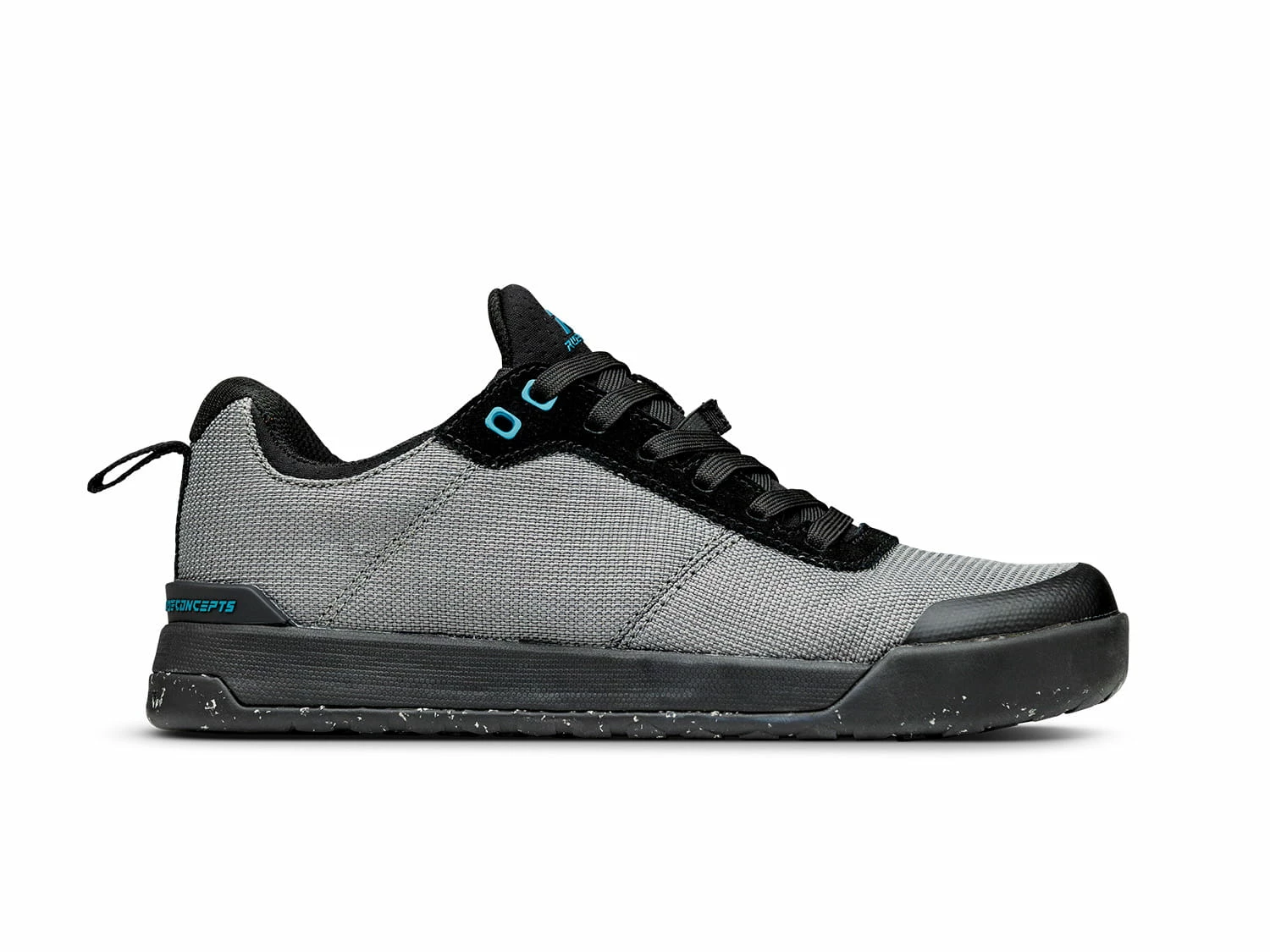 Ride Concepts Chaussures Pour Femmes Accomplice Flat - Charcoal/Tahoe Blue 1 Ride Concepts Chaussures Pour Femmes Accomplice Flat - Charcoal/Tahoe Blue