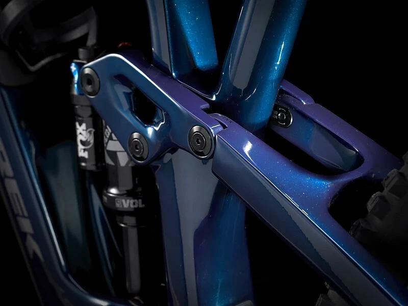 Trek Fuel EX 9.8 GX AXS Gen 6 Mulsanne Blue 4 Trek Fuel EX 9.8 GX AXS Gen 6 Mulsanne Blue – Image 4