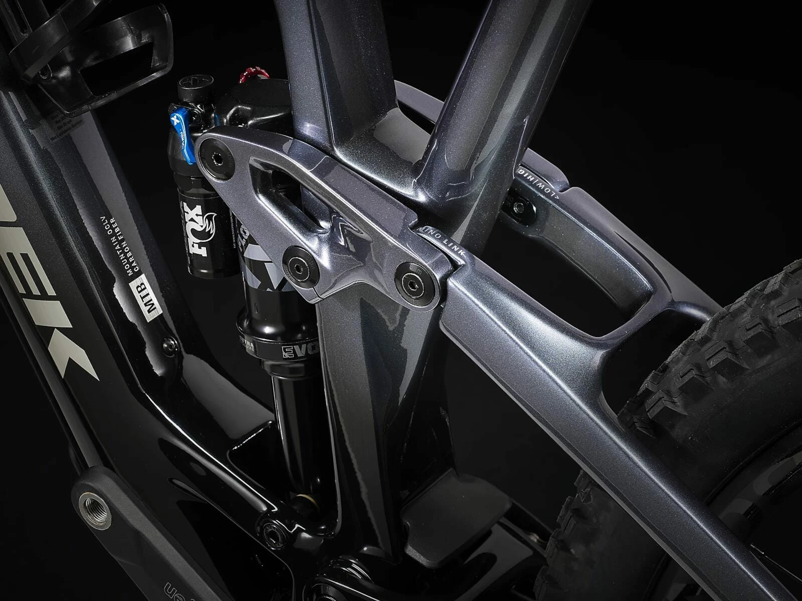 Trek Fuel EXe 9.7 Gris Galactique Mat à Noir Fondu 7 Trek Fuel EXe 9.7 Gris Galactique Mat à Noir Fondu – Image 7