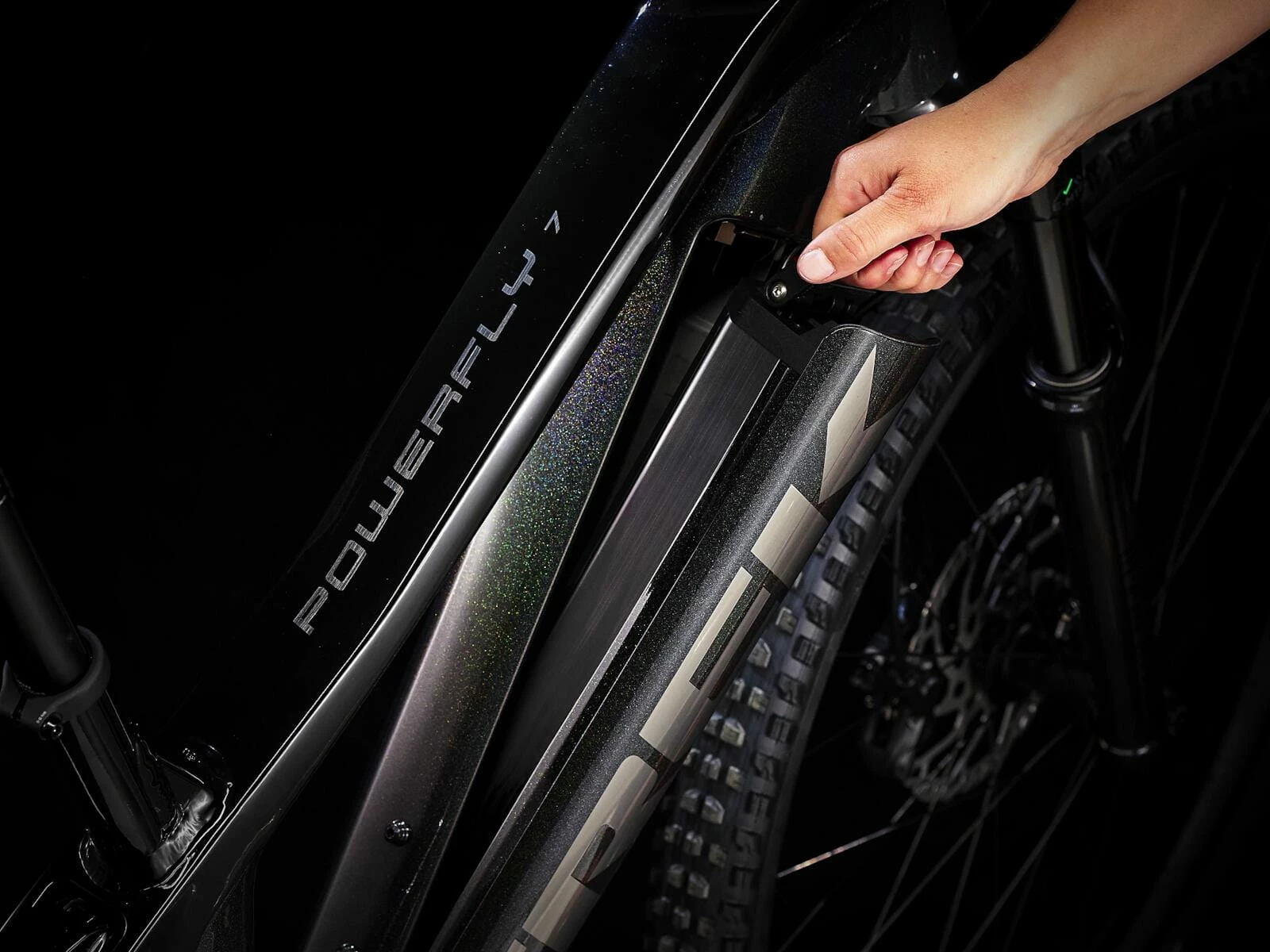 Powerfly FS 7 Gen 3 Dark Prismatic/Trek Black 4 Powerfly FS 7 Gen 3 Dark Prismatic/Trek Black – Image 4