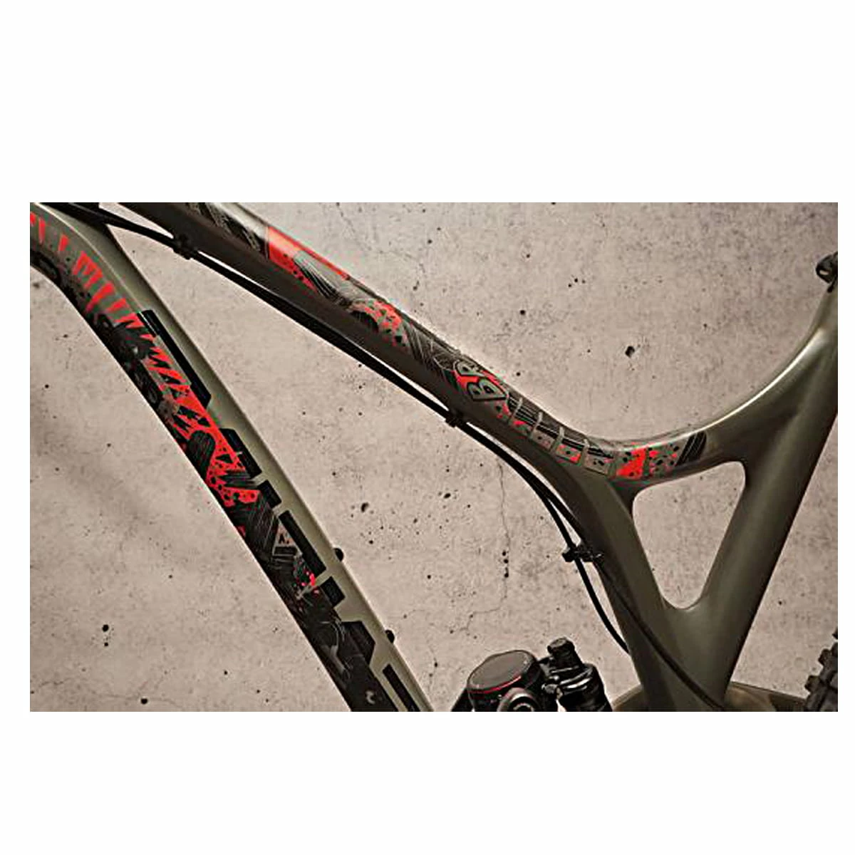 Dyedbro Kit De Protection Du Cadre - Tronçonneuse Noir / Rouge 3 Dyedbro Kit De Protection Du Cadre - Tronçonneuse Noir / Rouge – Image 3